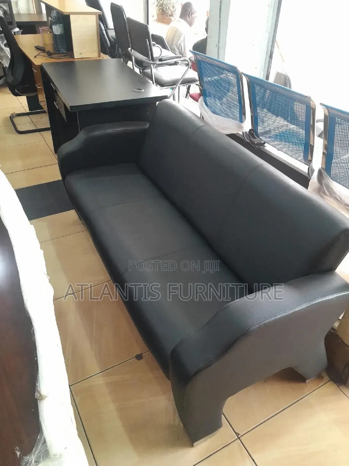 Comfortable Waiting Leather Chair
