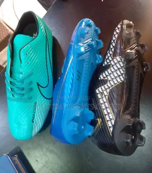 Nike Boots Original Material All Different Colors and Sizes