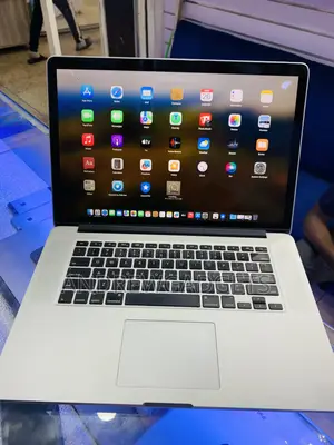 Laptop Apple MacBook Pro 2015 16GB Intel Core I7 SSD 256GB