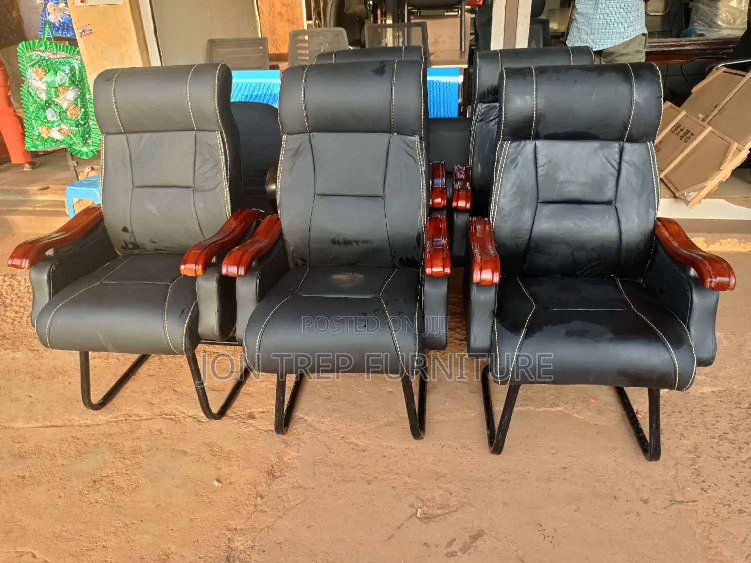 Executive Visitor Waiting Chair