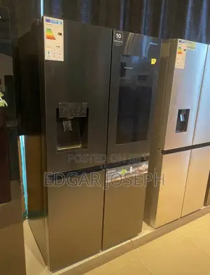 680L Hisense Smart Refrigerator With Display