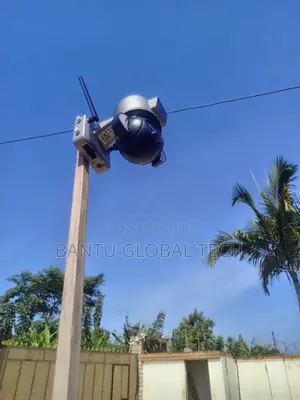 Solar Powered 4MP PTZ Dual Lens Camera