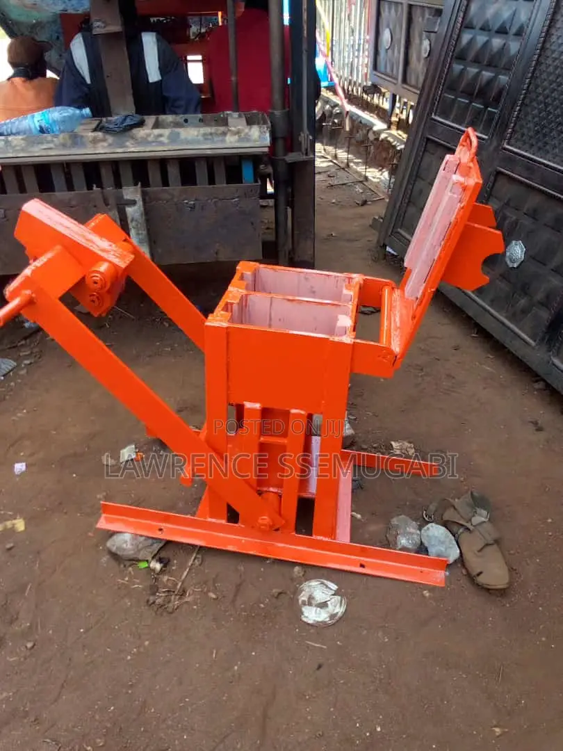 Double Interocking Brickmaking Machine