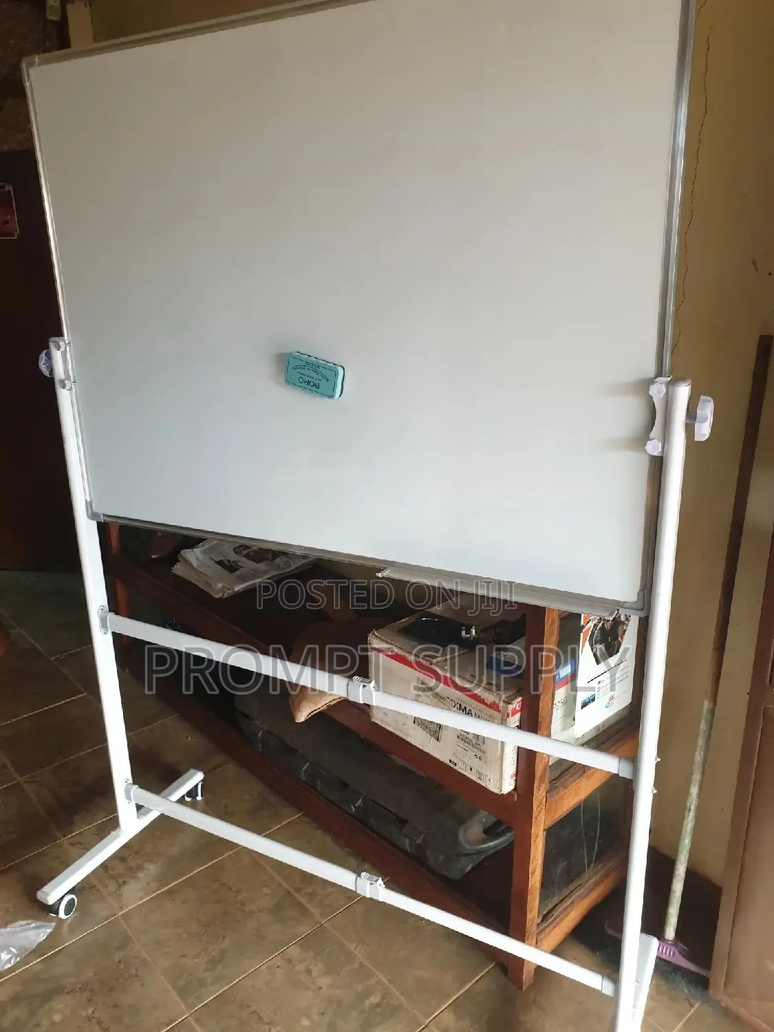 90x120cm Whiteboad With a Stand Plus Markers and Eraser