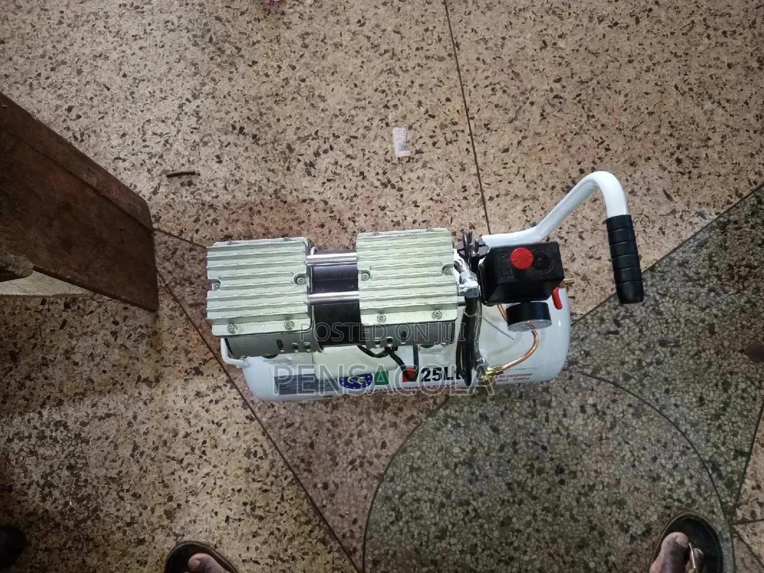 Compressor 25 Liters Silent