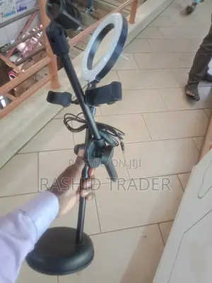 Mobile Phone Stand Live Video 1