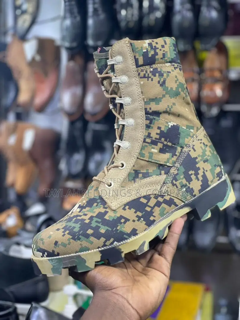 Tactical Military Boots Lightweight Combat Hiking Boots