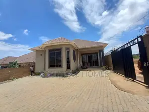 Furnished 3bdrm Bungalow in Kira for sale