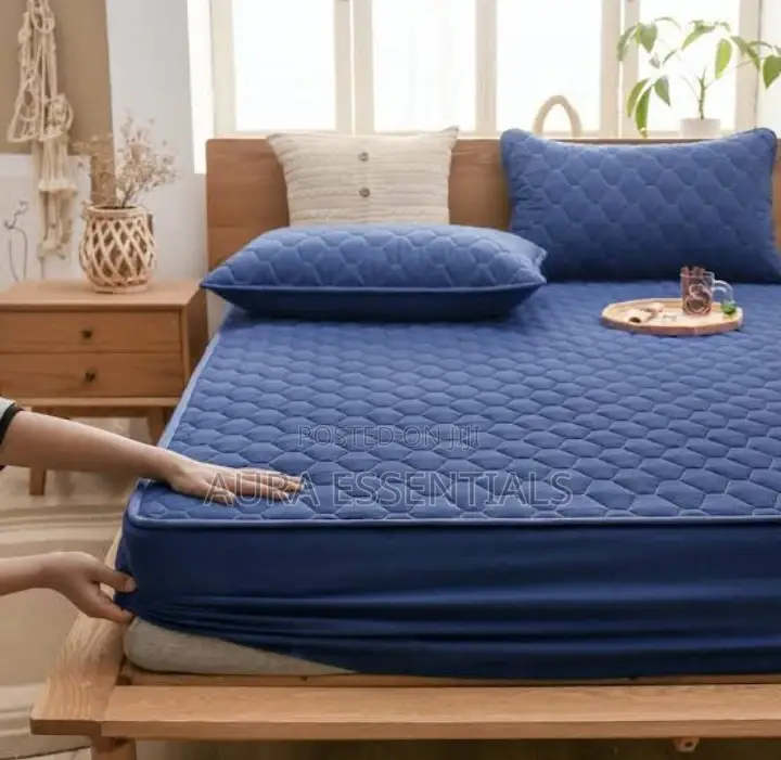 Luxury Quilted Waterproof Mattress Cover