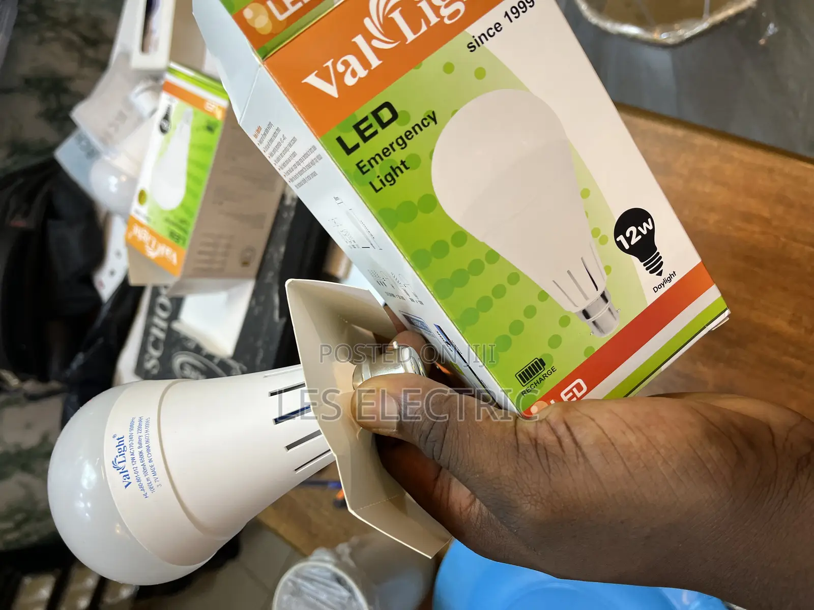 Vallight Rechargeable Bulb