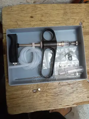Automatic Syringe for Mareks