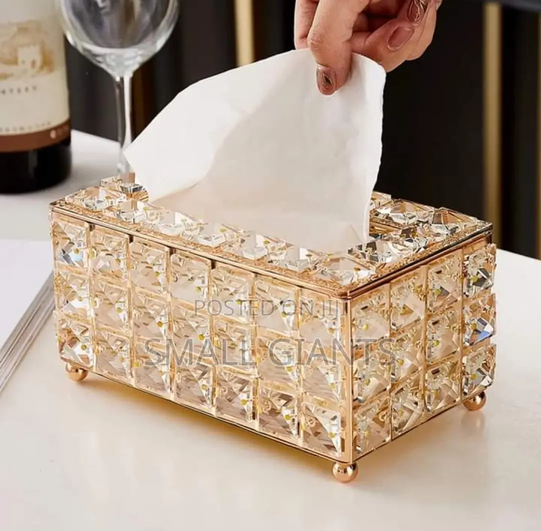 Crystal Tissue Organizer