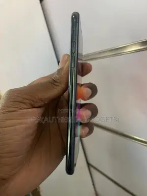 Apple iPhone 11 Pro Max 64 GB Green