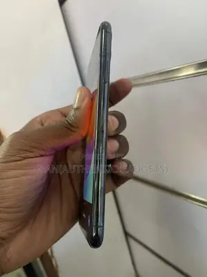 Apple iPhone 11 Pro Max 64 GB Green