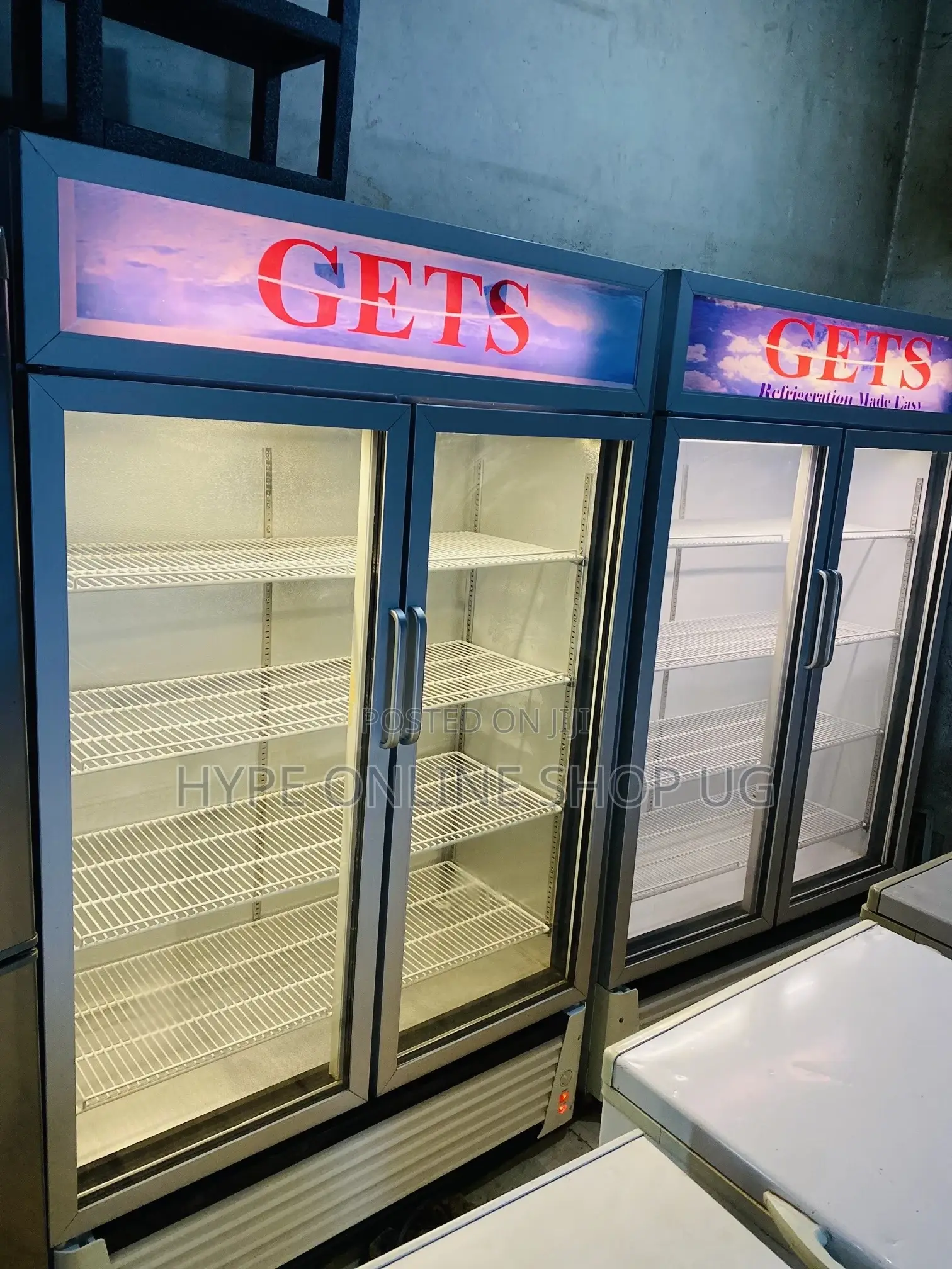 800L Display Fridge for Business