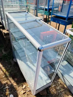 3ft’S Standard Glass Display Counter
