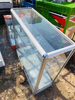 3ft’S Standard Glass Display Counter
