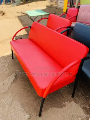 Salon Comfortable Chairs
