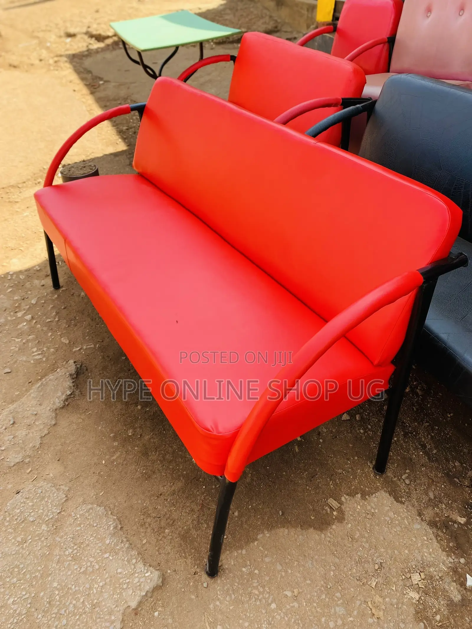 Salon Comfortable Chairs