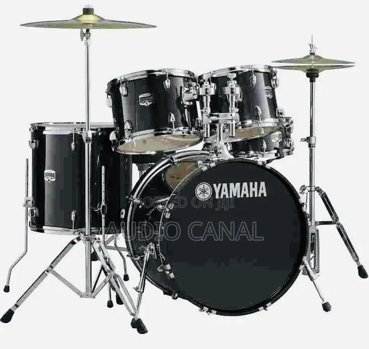 Yamaha Acoustic Drum Set