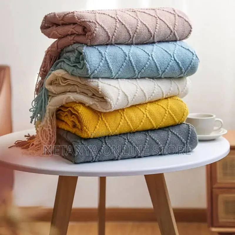 Wooven Soft Warm Throw Blanket