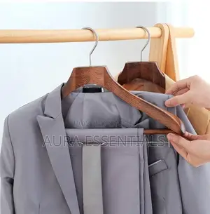 1pc Heavy Duty Wood Suit Hangers