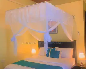 Wall Mount Adjustable Mosquito Net White