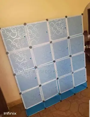 Four Column Plastic Closet Blue