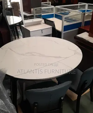 Foldable Dining Table for 6 People Mable.