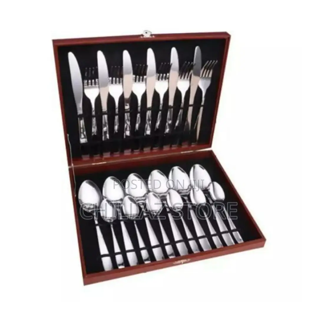 24 Piece Cutlery Set of Spoons, Forks Knives