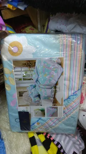 Light Blue Flowered Duvet Cover Set