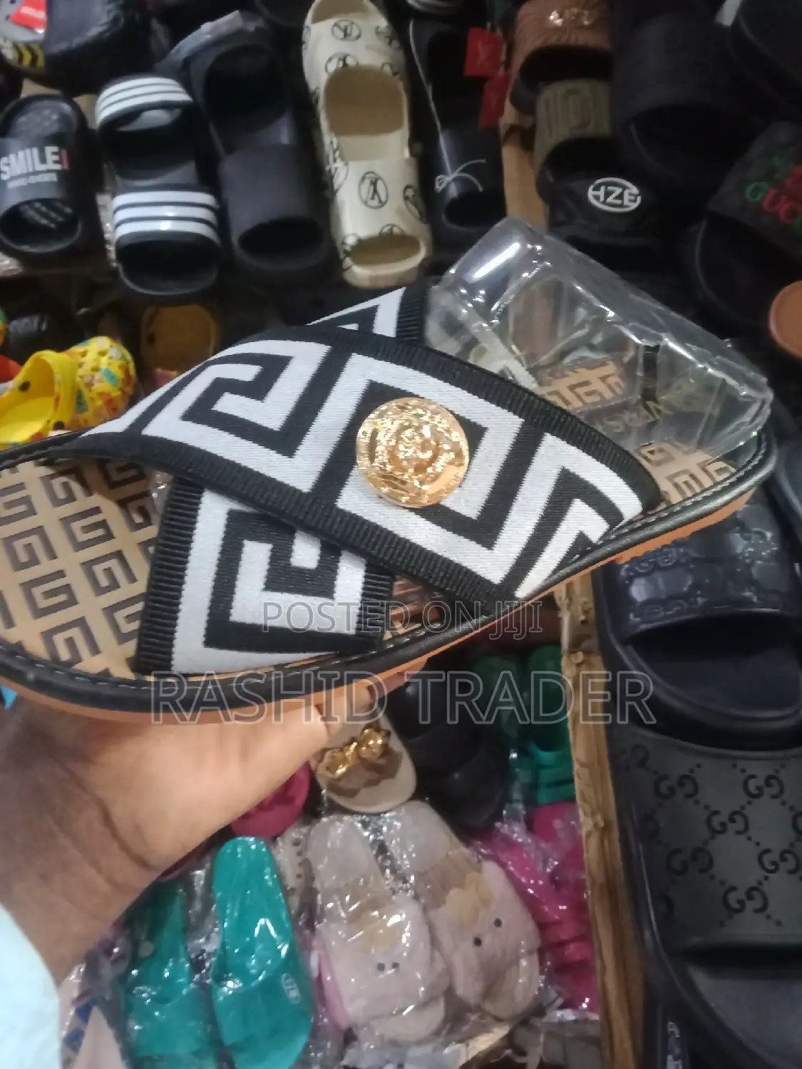 Classic Trending Flats Mult Colour