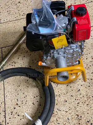 Vibrator Diesel Dyanapack Type With Its Poker