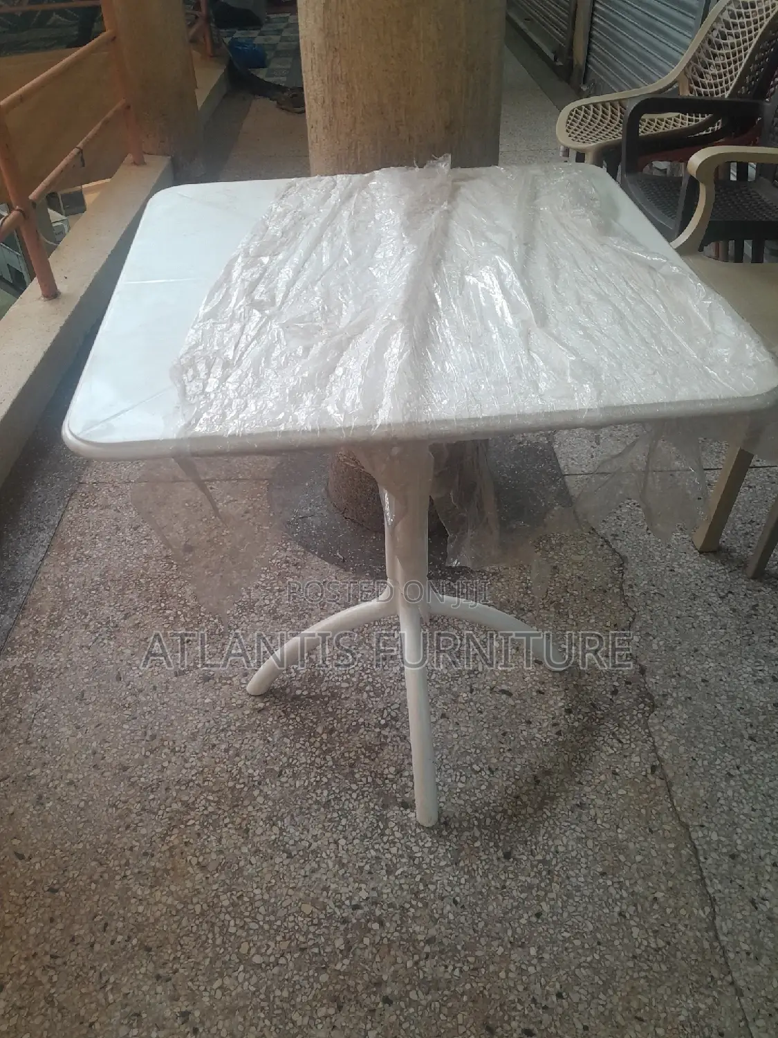 Plastic White Executive Table