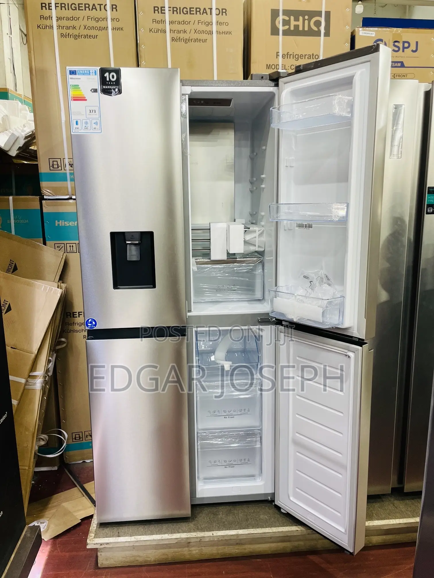 561 Hisense Refrigerator Side by Side