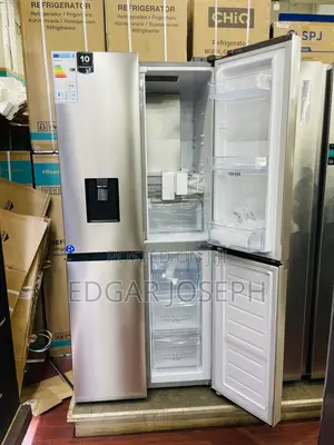 561 Hisense Refrigerator Side by Side