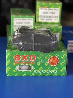 Front Brake Pads - Toyota Vitz ( BXD Genuine Brake Pads )
