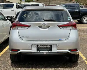 Toyota Auris 2016 Silver