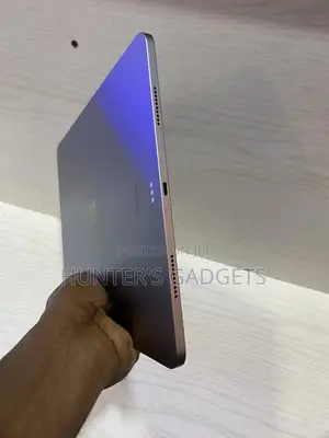 Apple iPad Pro 12.9 (2022) 128 GB Gray