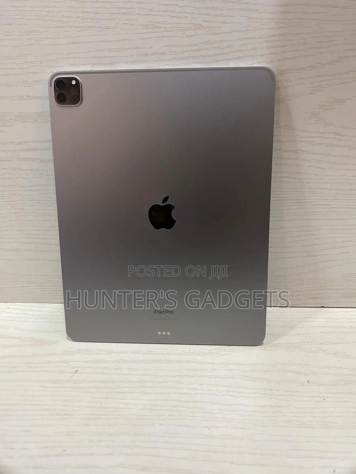 Apple iPad Pro 12.9 (2022) 128 GB Gray