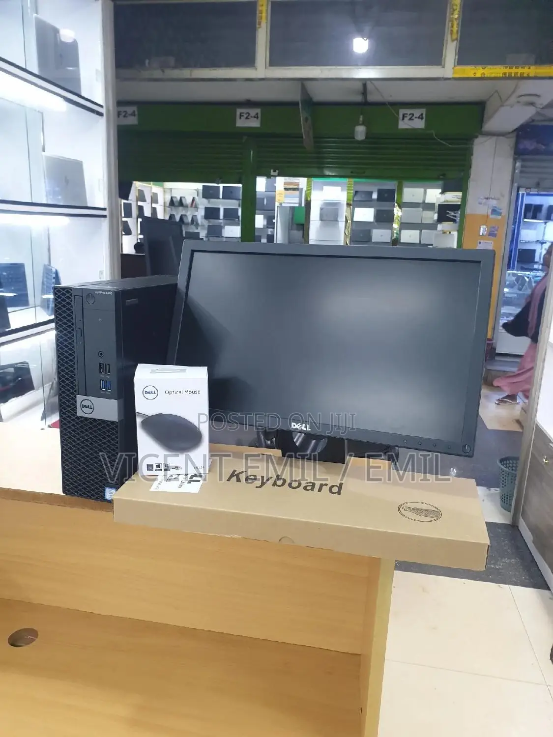 Desktop Computer Dell 4GB Intel Core I3 HDD 500GB