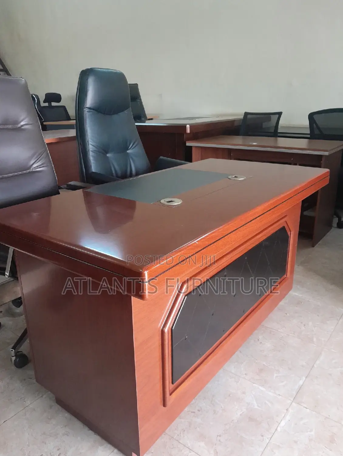 Hard Wood Executive Office Desk 140cm.