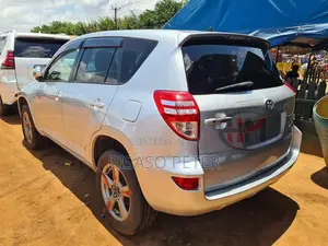 Toyota RAV4 2015 Silver
