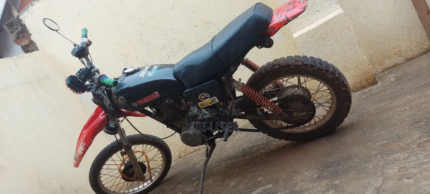 Yamaha 2016 Black