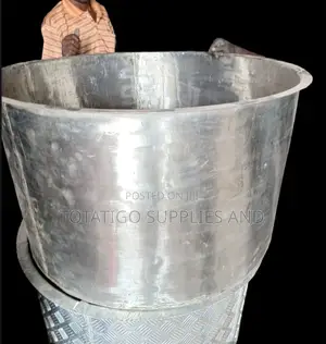Sstainless Material Saucepans in Different Sizes