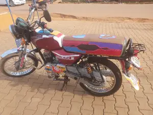 Bajaj Boxer 100 2018 Red