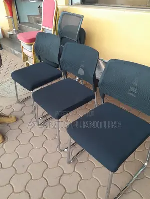 Simple Office Chairs