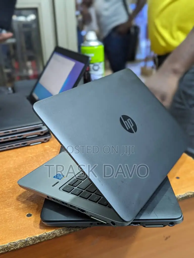 Laptop HP EliteBook 840 G2 8GB Intel Core I5 HDD+SSD 500GB