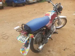 Bajaj Boxer 100 2019 Red