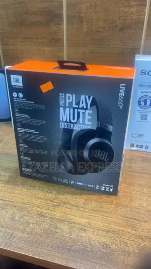 JBL Live 660 Bt Headphones